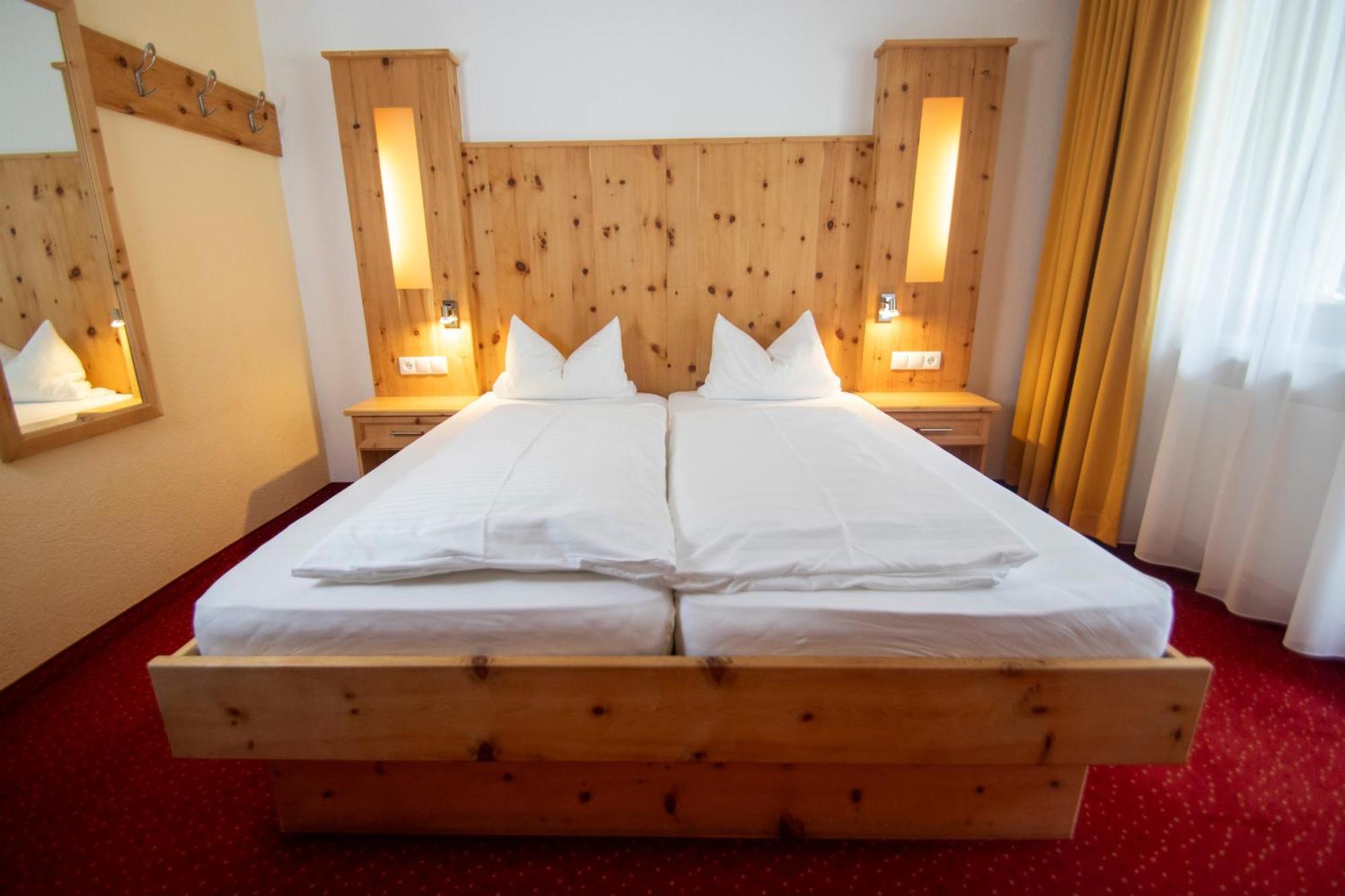 אוץ Aktivhotel Waldhof מראה חיצוני תמונה