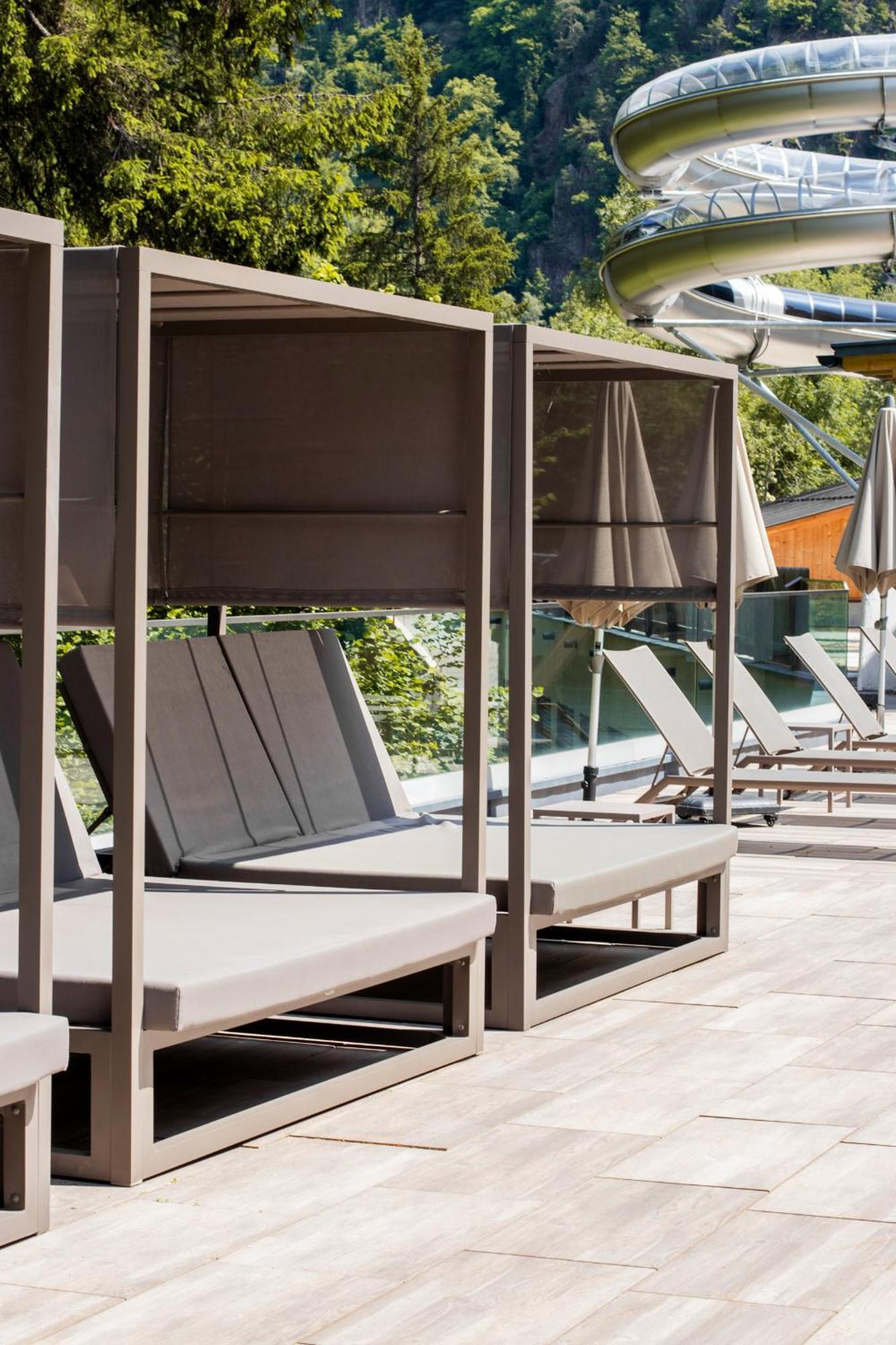 אוץ Aktivhotel Waldhof מראה חיצוני תמונה